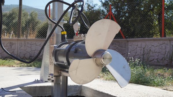 Sub-Mersible Mixers & Flow Makers